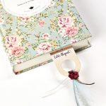 Punt de Llibre "NO passar" de Les Hores Encantades marcant pàgina.